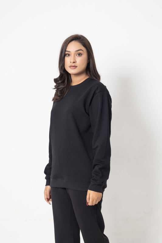 BLACK BASIC SWEATSHIRT