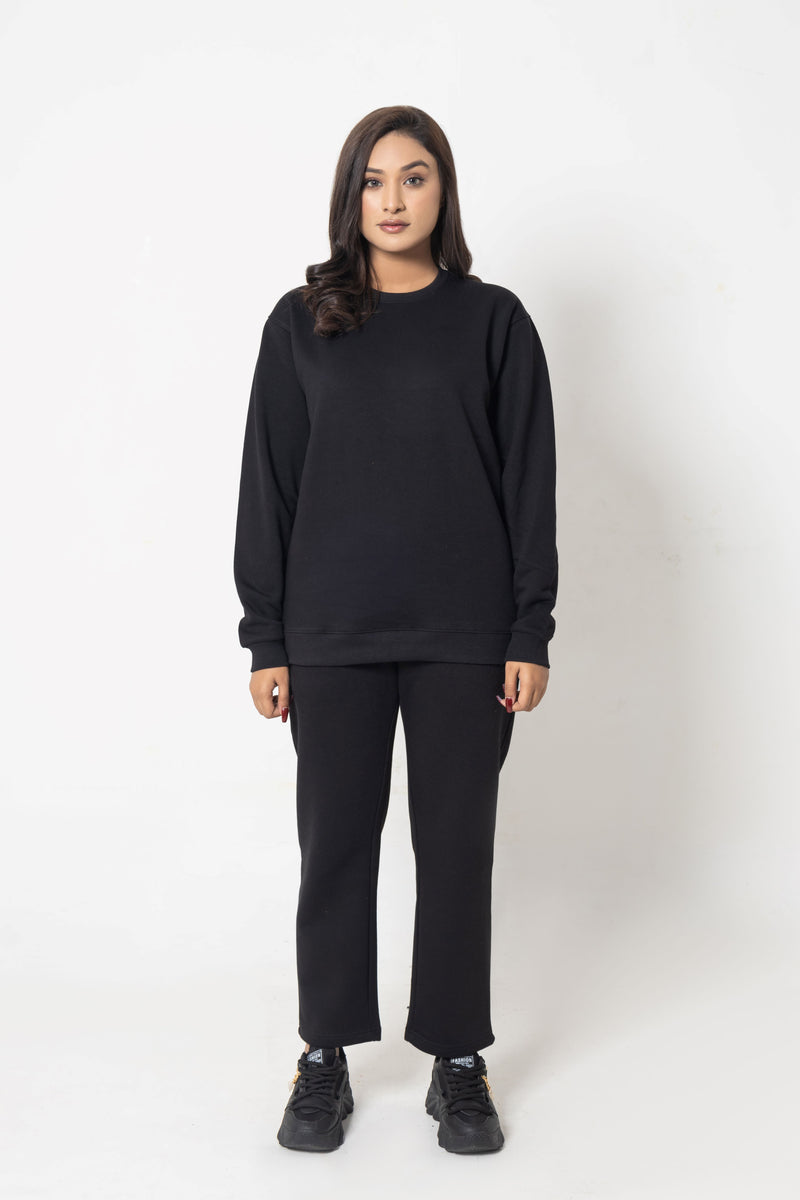 BLACK BASIC SWEATSHIRT