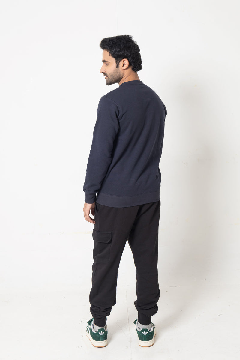 BASIC NAVY SWEATSHIRT